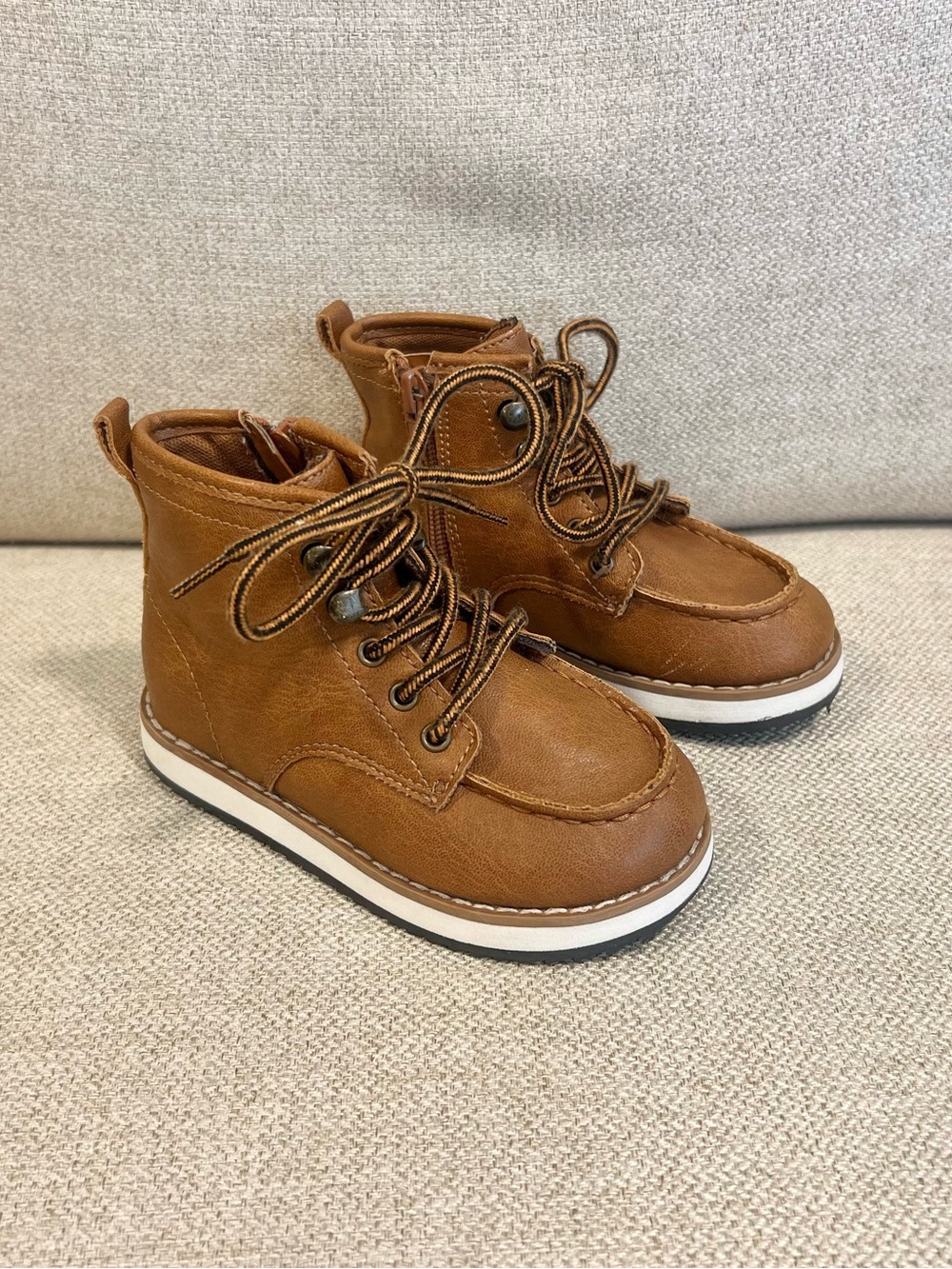 GAP Toddler Boys Brown Lace-Up Boots Size 8 Side Zip Excellent Used Condition